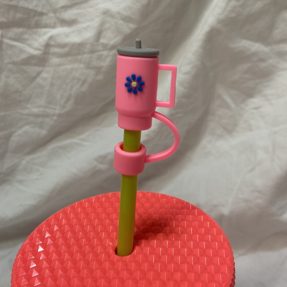 SHEIN 2 silicone straw cover cap for Stanley Cup. Pink & gray straw toppers. - Picture 3 of 15